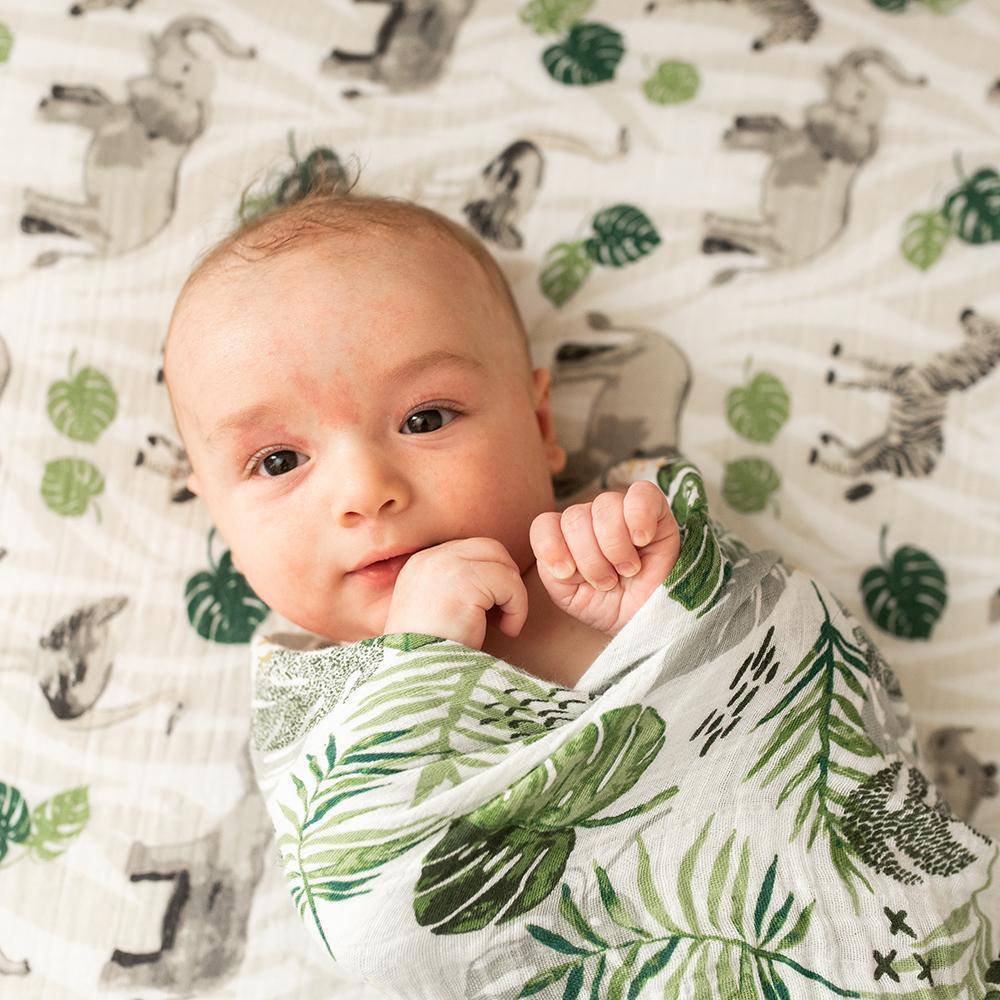 Jungle Classic Muslin Crib Sheet Bebe au Lait