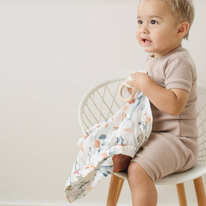 Narwhal Classic Muslin Teether Blanket Bebe au Lait